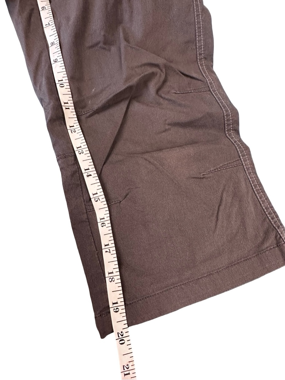 Kuhl Kendra Size 4 Gray Embroidered Outdoor Hiking Capri Pants Stretchy Cotton - Picture 11 of 11